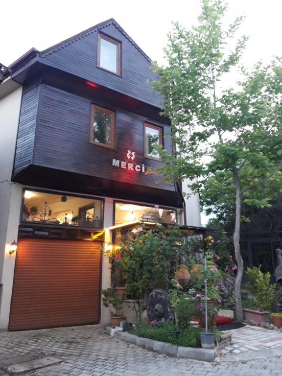 Merci Butik Hotel Restaurant