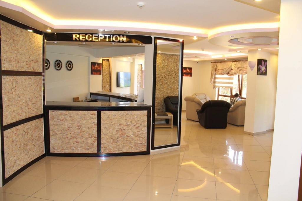 Konerkon Otel Plaza — 9