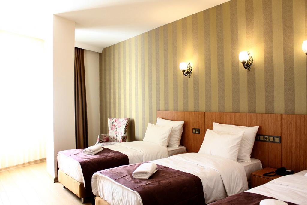 Melidium Hotel — 4