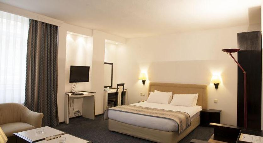 King Hotel Güvenlik — 10