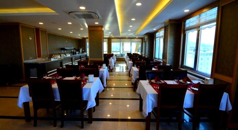 Taşar Royal Hotel — 8