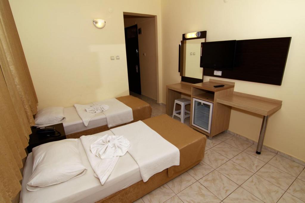Kleopatra Bavyera Hotel — 9