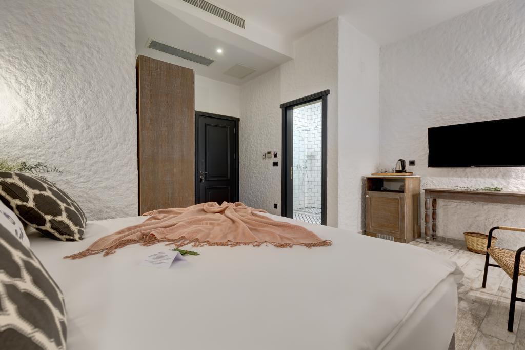 Alachi Hotel — 6