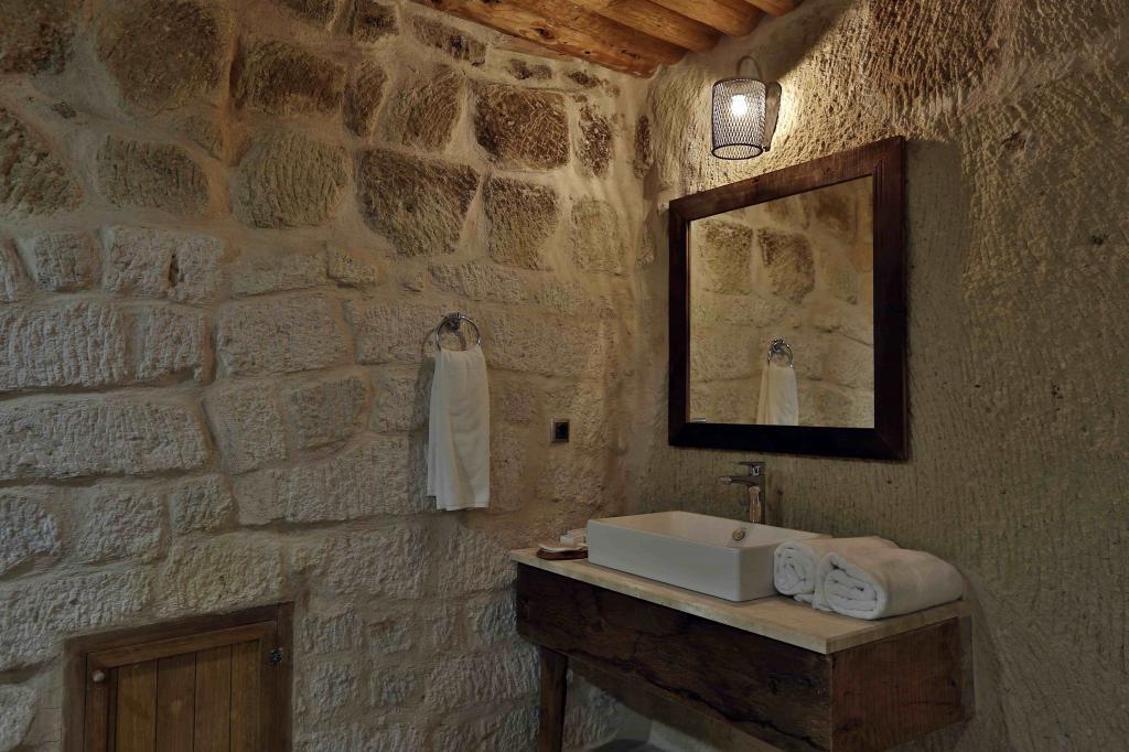 Mahzen Cave Hotel — 6