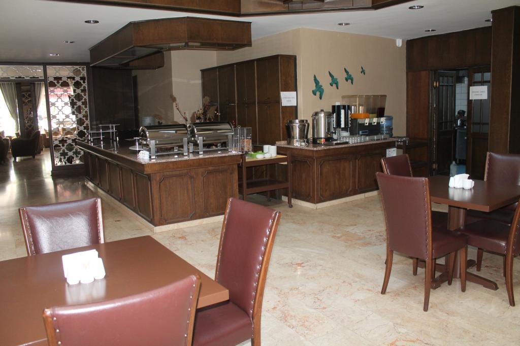 Rest Hotel — 3