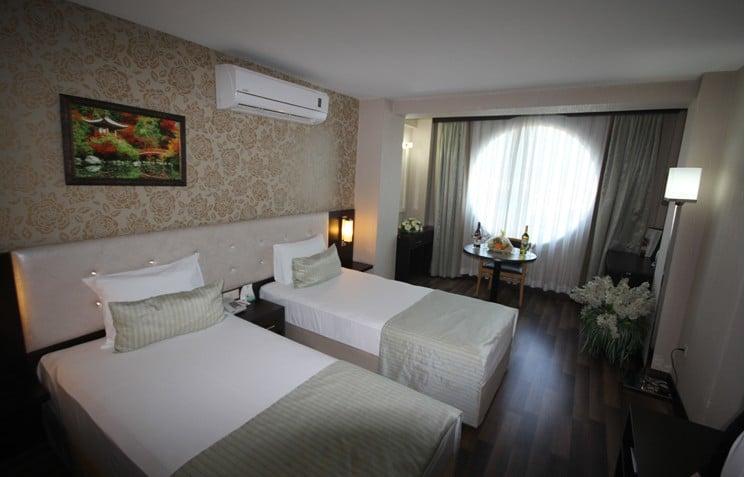 Palm City Hotel Akhisar — 5