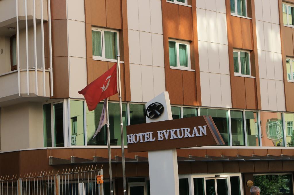 Evkuran Hotel — 2
