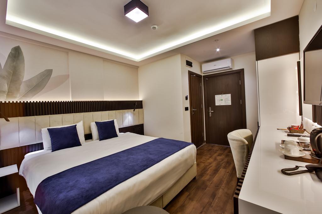 Kavala Hotel — 4