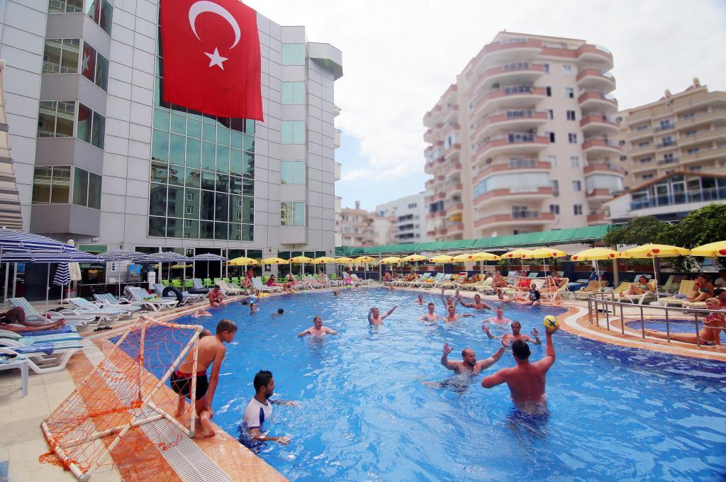 Klas More Beach Hotel — 5