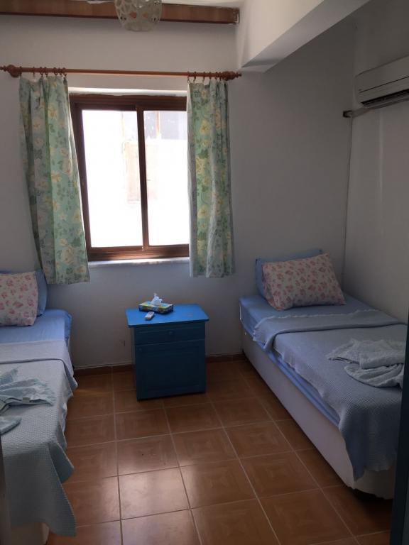 Jennys House Hotel — 3