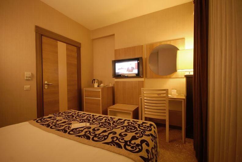 Serace Hotel — 10