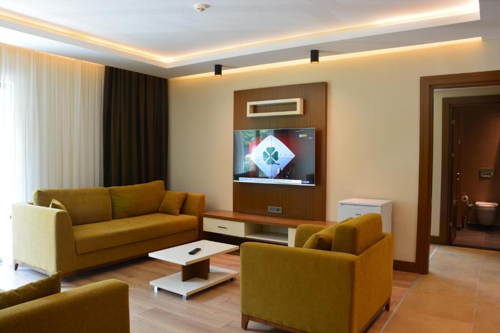 Voice Hotel — 6