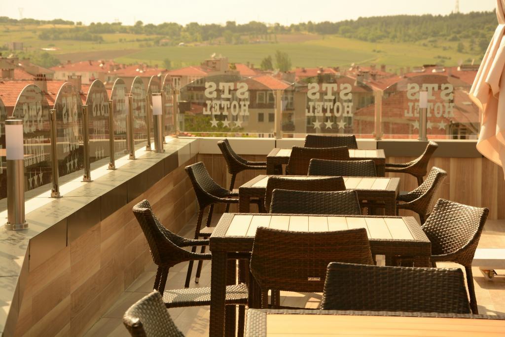 STS Hotel — 4