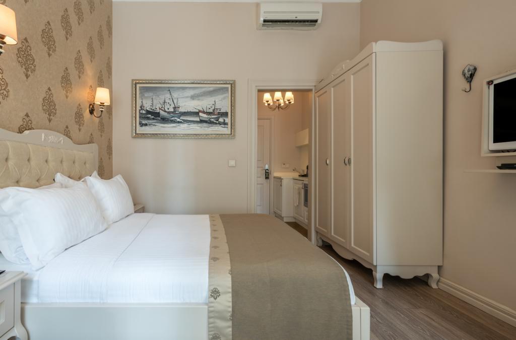 Louis Appartements Galata — 5