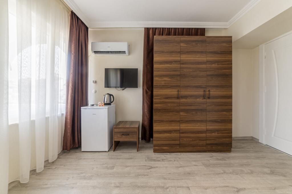 Tema Lara Apart — 6