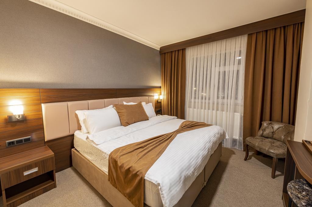 Sapran Deluxe Otel — 2