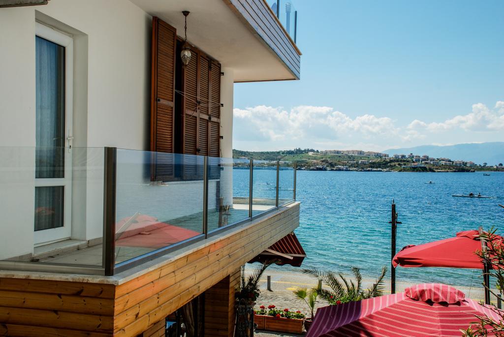 Foça Antik Otel — 3