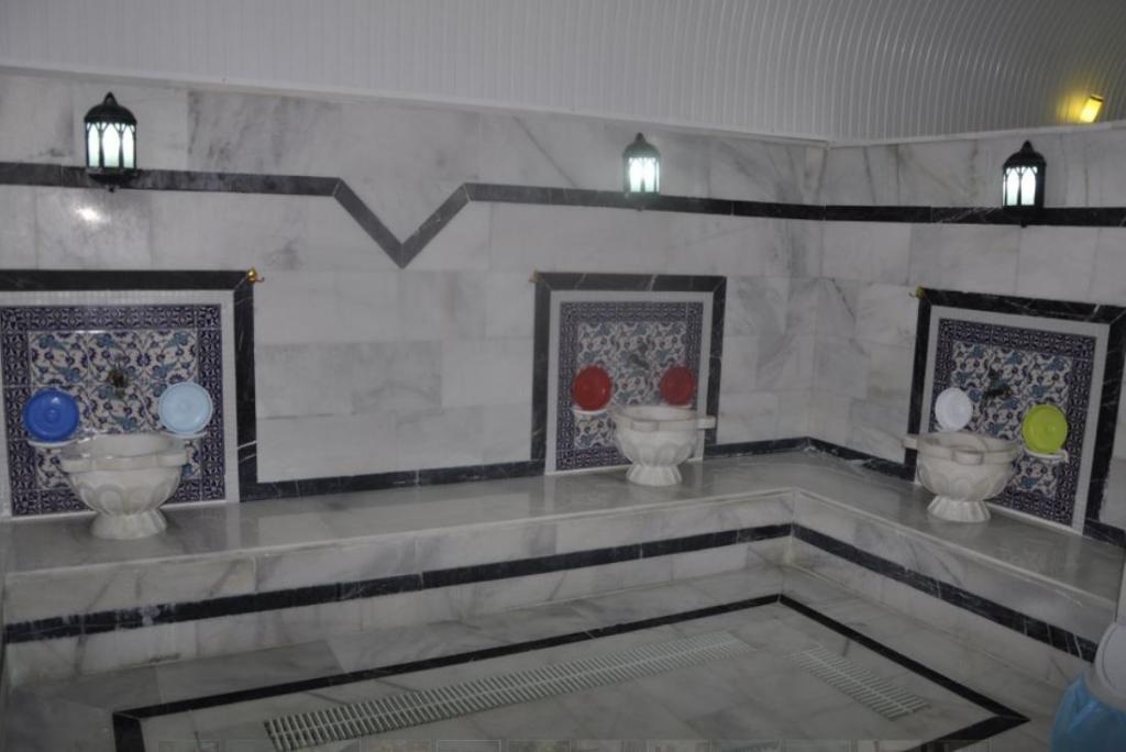 Oylat Kaplıcaları Aşiyan Otel — 2
