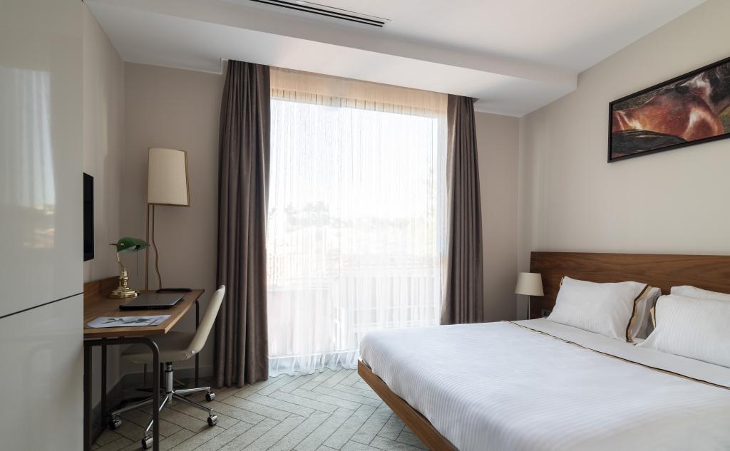 Upsuites Hotel — 2