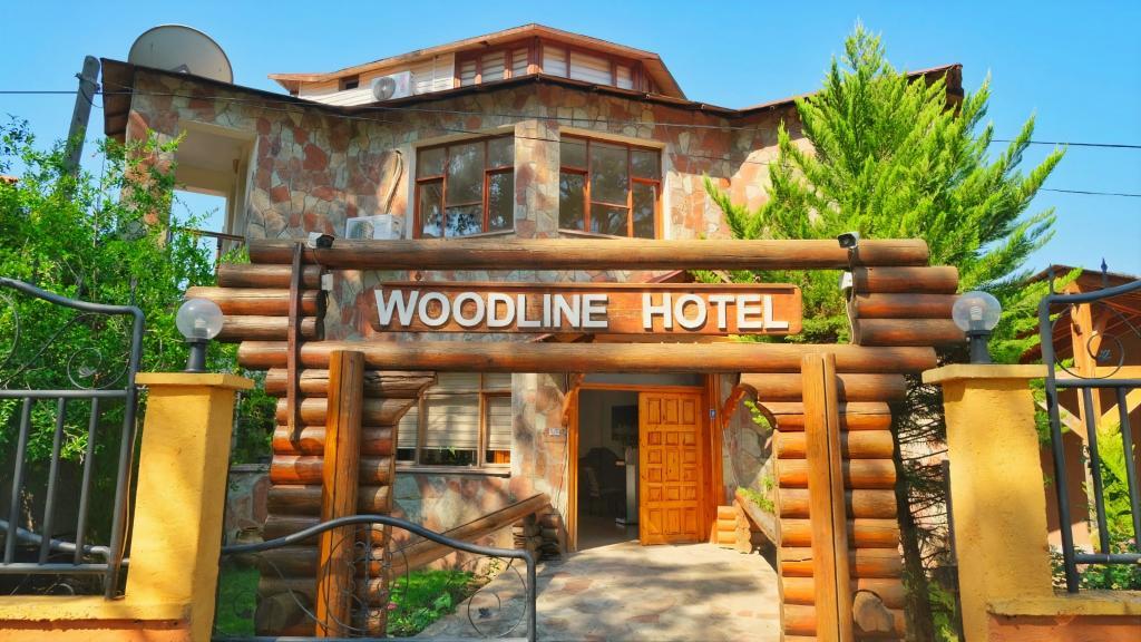 Woodline Hotel — 9