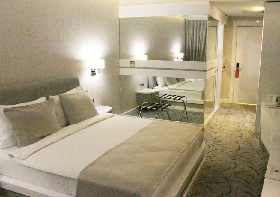 White Line Boutique Hotel — 5