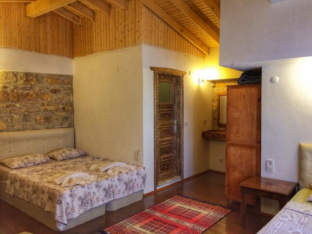Parmis Boutique House — 6