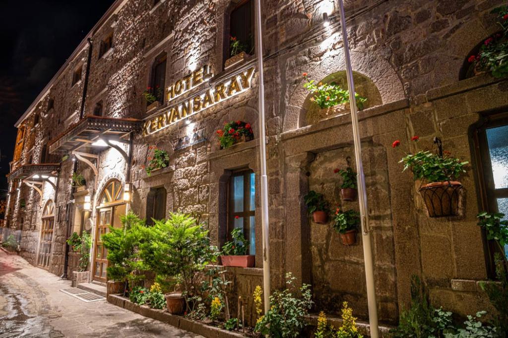 Assos Kervansaray — 3