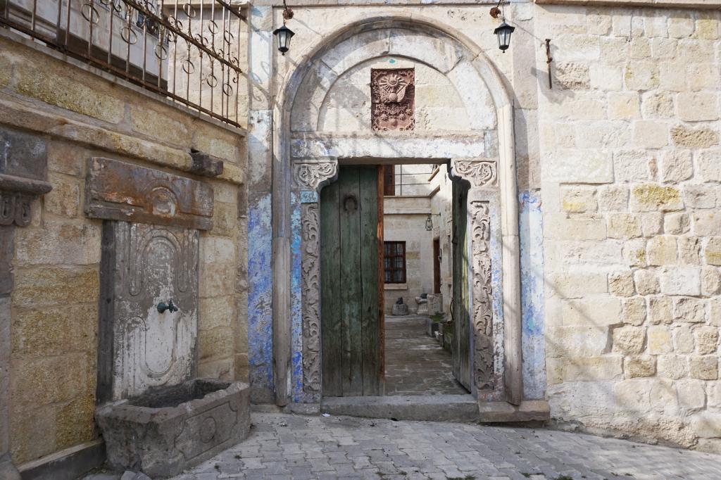 Cappadocia Eagle Cave Inn — 2