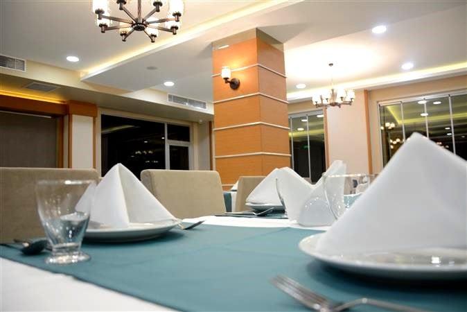 White Star Hotel — 4