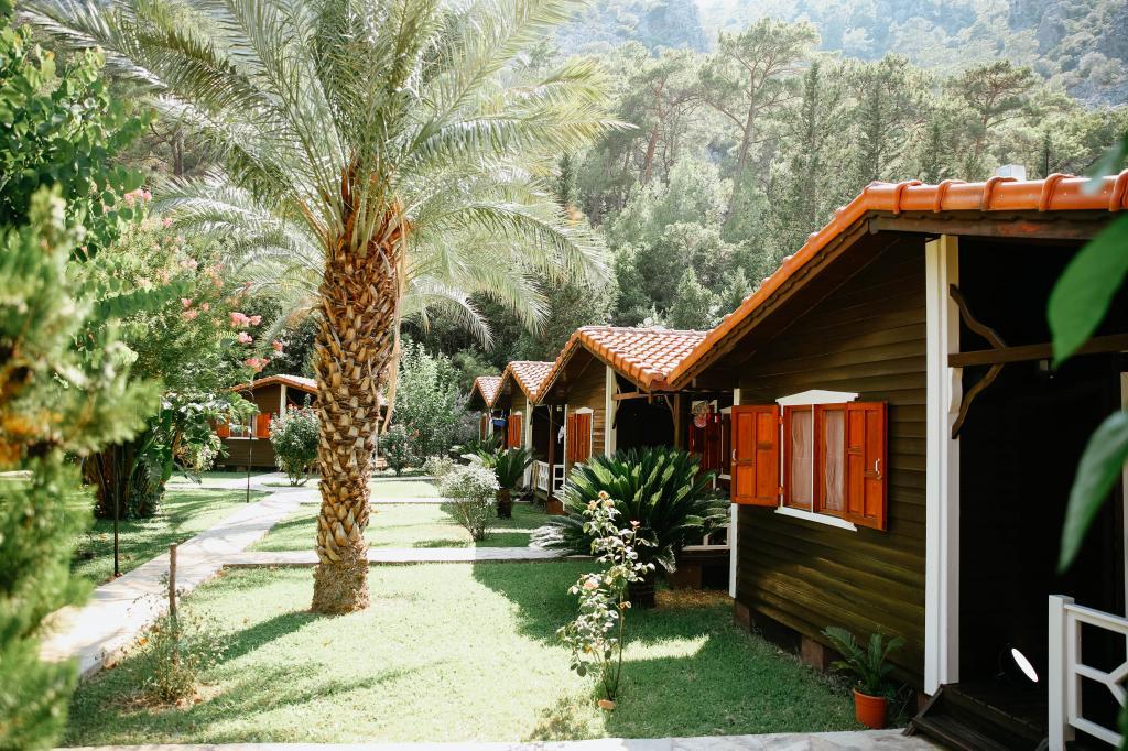 Canada Hotel ve Bungalows — 4