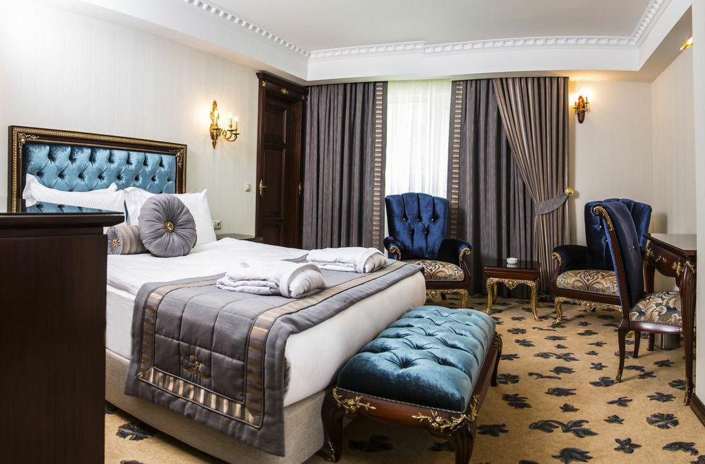 Cassiel Hotel — 7