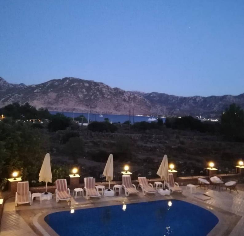 Selimiye Saklı Bahçe Otel — 6