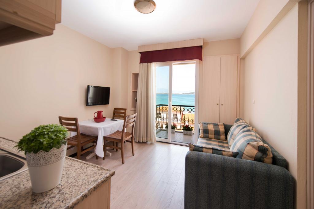 İleri Hotel & Apartments — 4