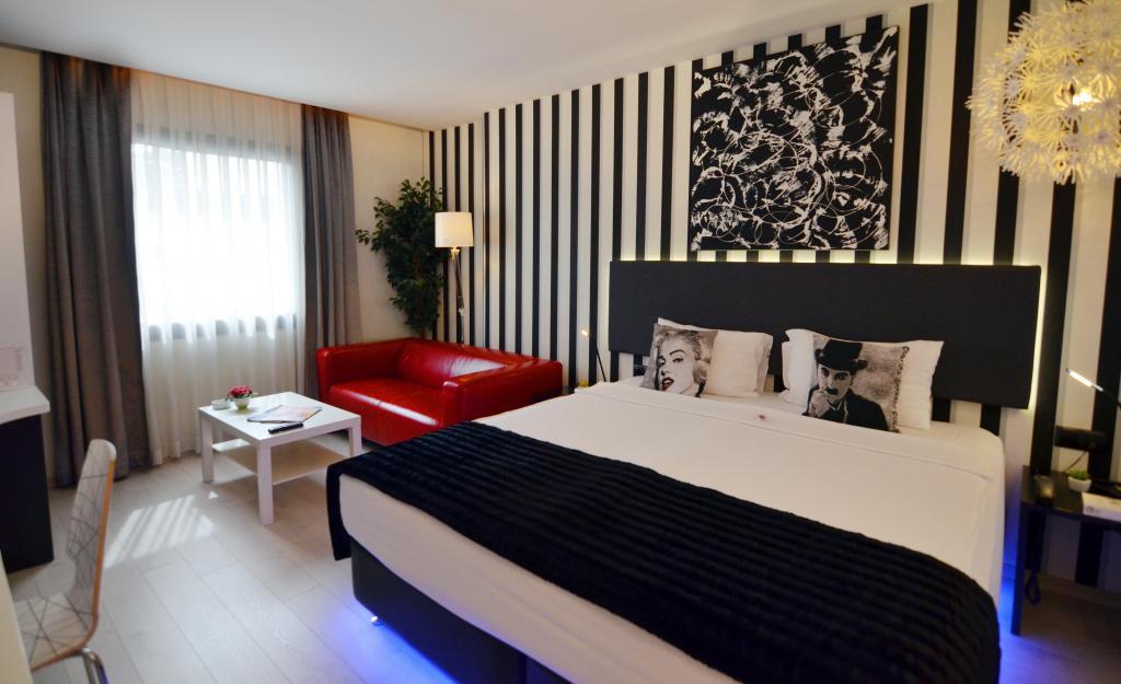 Tempo Fair Suites — 9