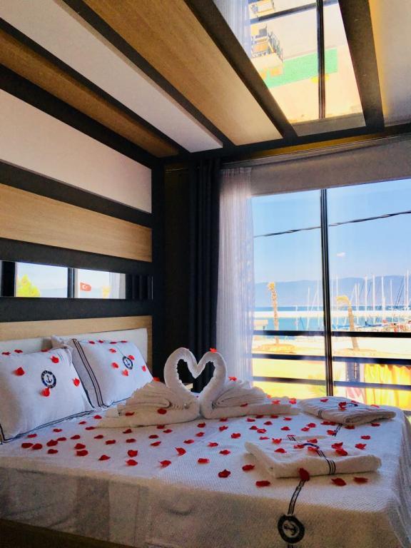 Burhaniye Marina Boutique Hotel — 5