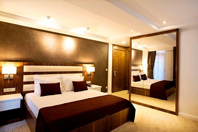 End Glory Hotel — 6