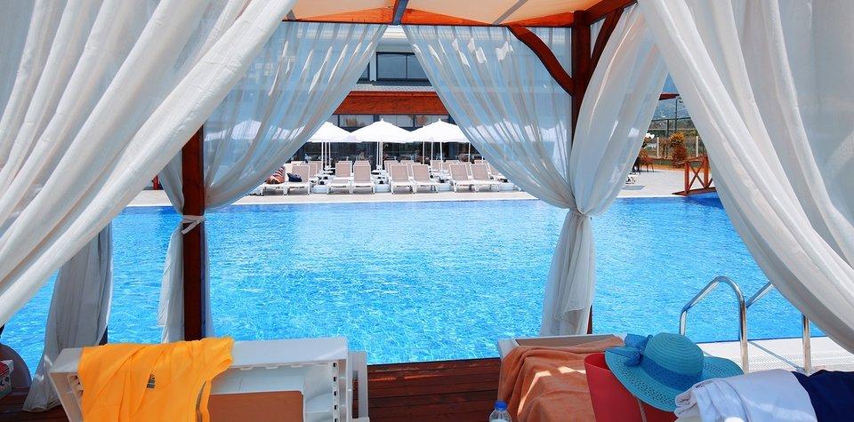 Sey Beach Hotel & Spa — 6