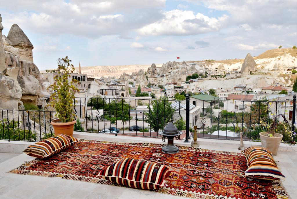 Grand Cave Suites — 3