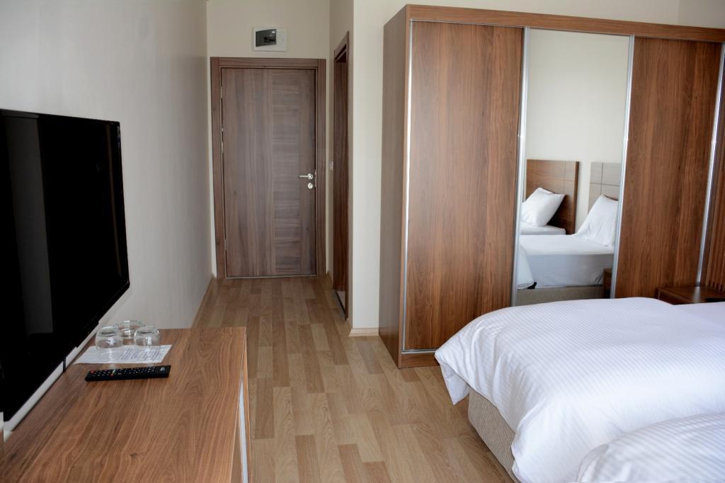 Ege Grand Otel — 6