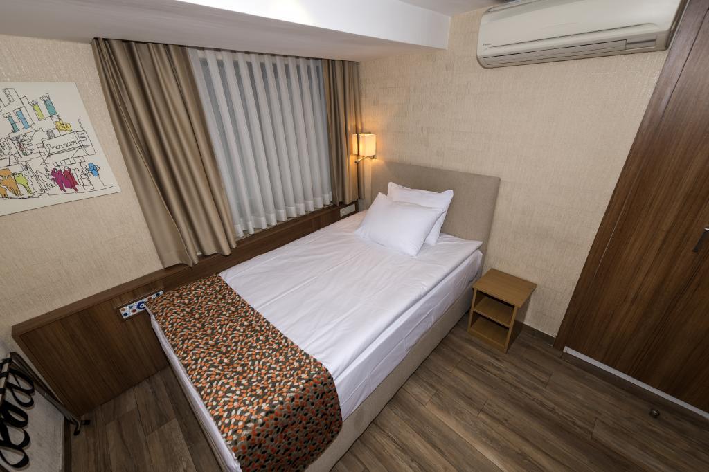 B Guest House — 9