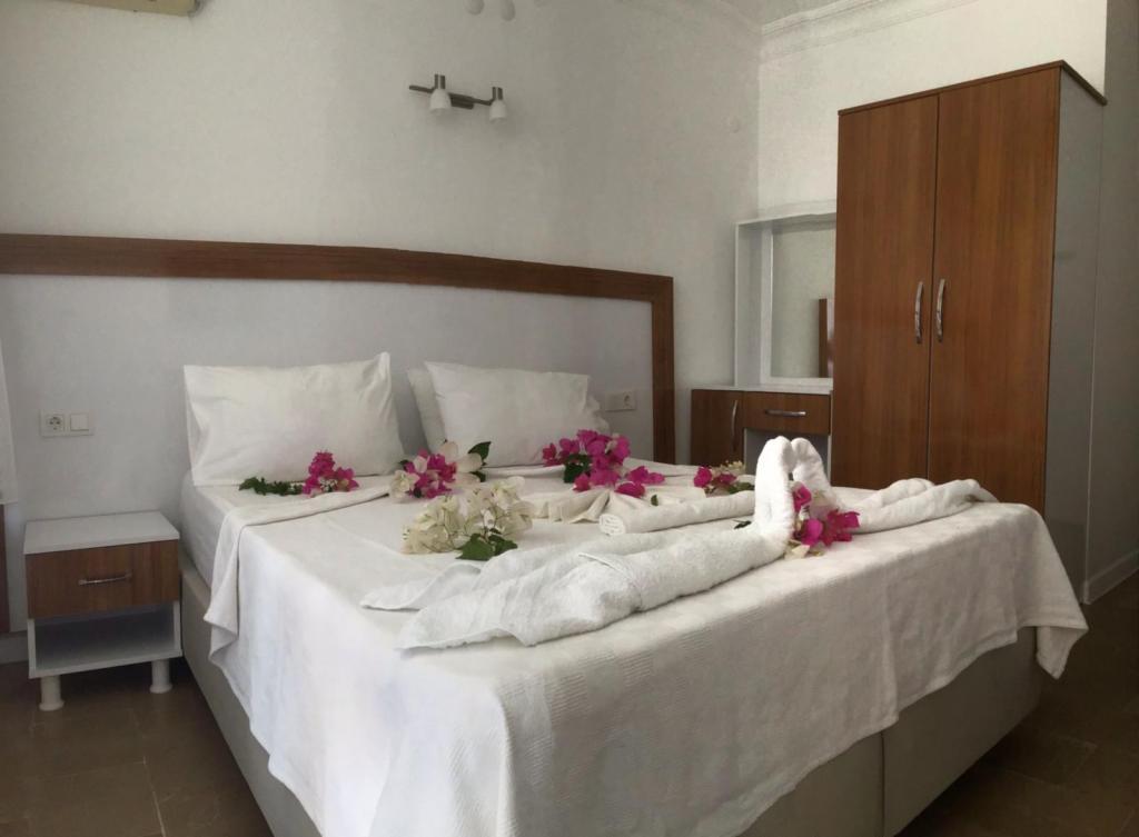 Altunakar Otel 1 — 9