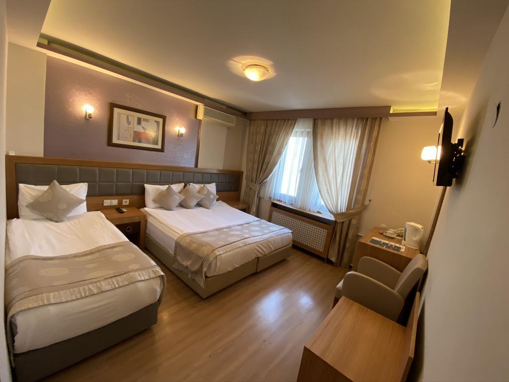 Anzac Hotel — 2