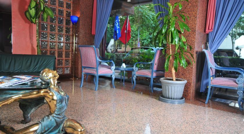 Class Hotel — 6