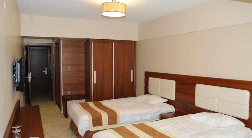 ÇamlıÇeşme Otel & Garden — 3