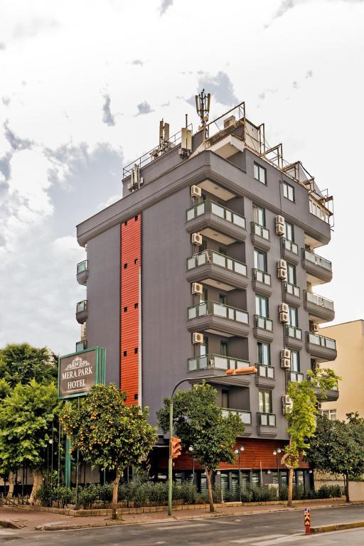 Mera Park Hotel — 1