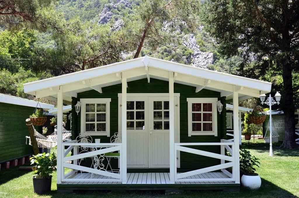 Lukkies Lodge Cıralı — 1