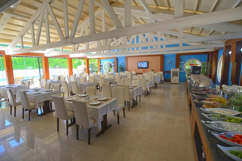 Bulvar Hotel — 6