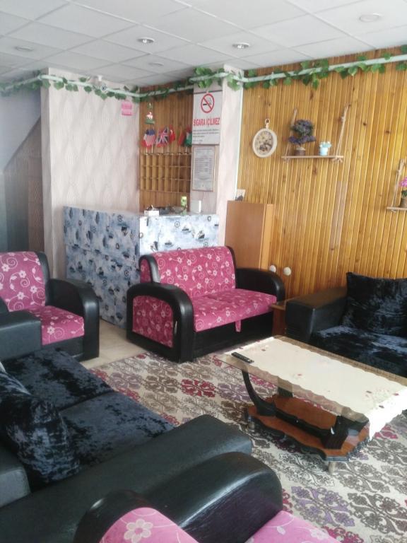 Otel Yeni Çınar