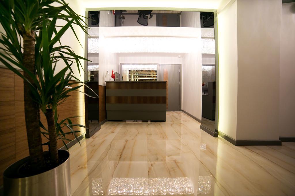 Anka City Suit Flat — 3