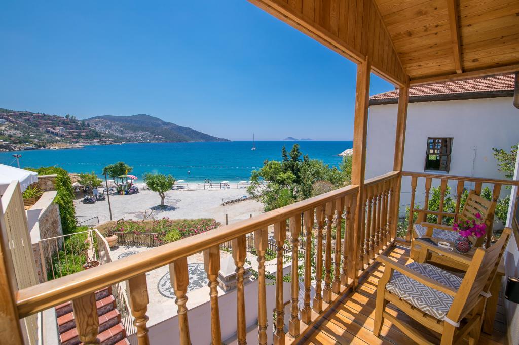 Pier House Hotel — 9